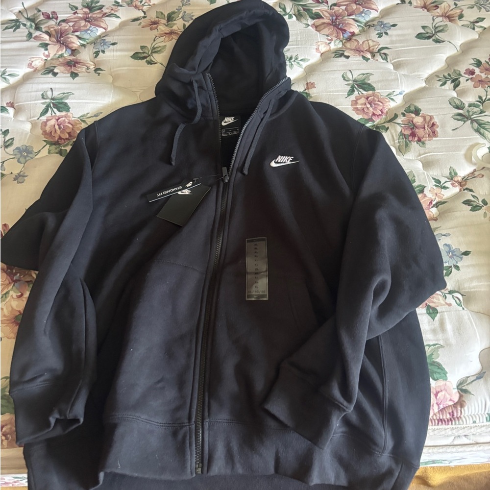 Nike Black Full-Zip Hoodie